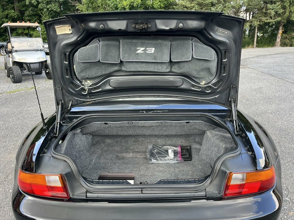 1999 BMW Z3 Convertible 5-speed manual - 23065777 - 20