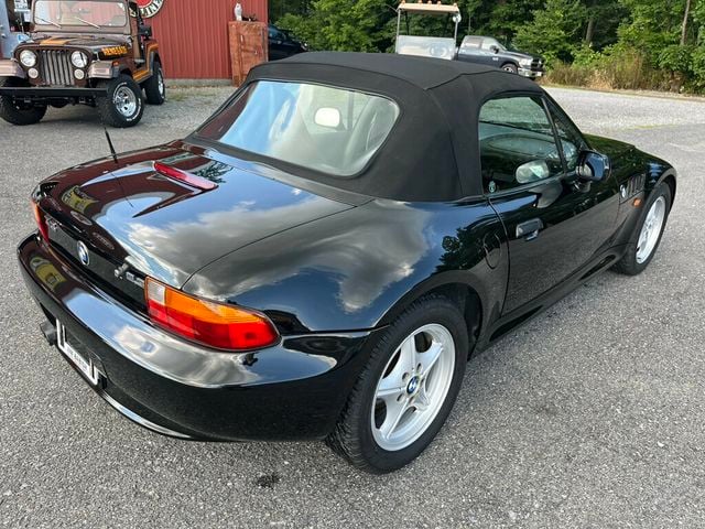 1999 BMW Z3 Convertible 5-speed manual - 23065777 - 3