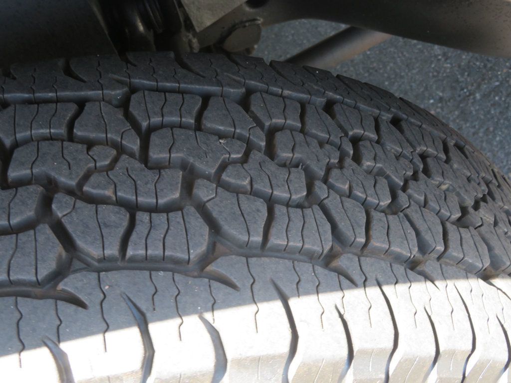 1999 Chevrolet C/K 1500 EXTRA CLEAN 4X4 LOW LOW MILES SILVERADO 1500 EXTENDED CAB  - 23019845 - 13