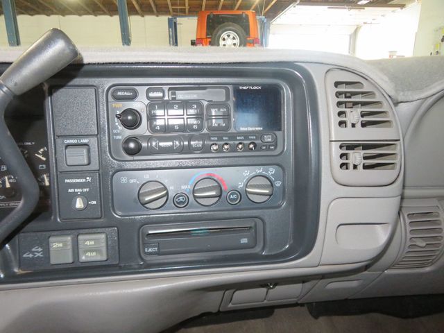 1999 Chevrolet C/K 1500 EXTRA CLEAN 4X4 LOW LOW MILES SILVERADO 1500 EXTENDED CAB  - 23019845 - 31