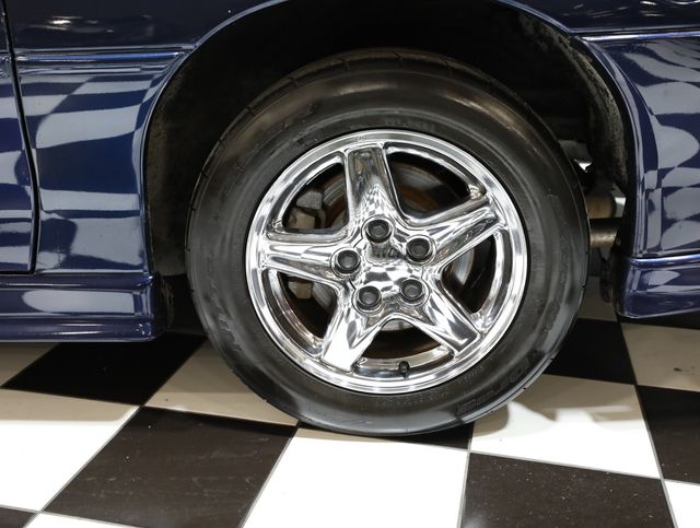 1999 Chevrolet Camaro 2dr Coupe Z28 - 22997377 - 27