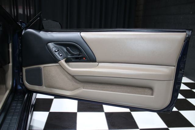 1999 Chevrolet Camaro 2dr Coupe Z28 - 22997377 - 31