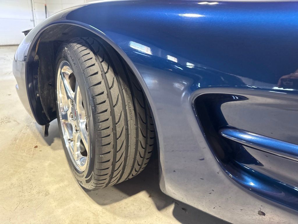 1999 Chevrolet Corvette 2dr Convertible - 23043763 - 2