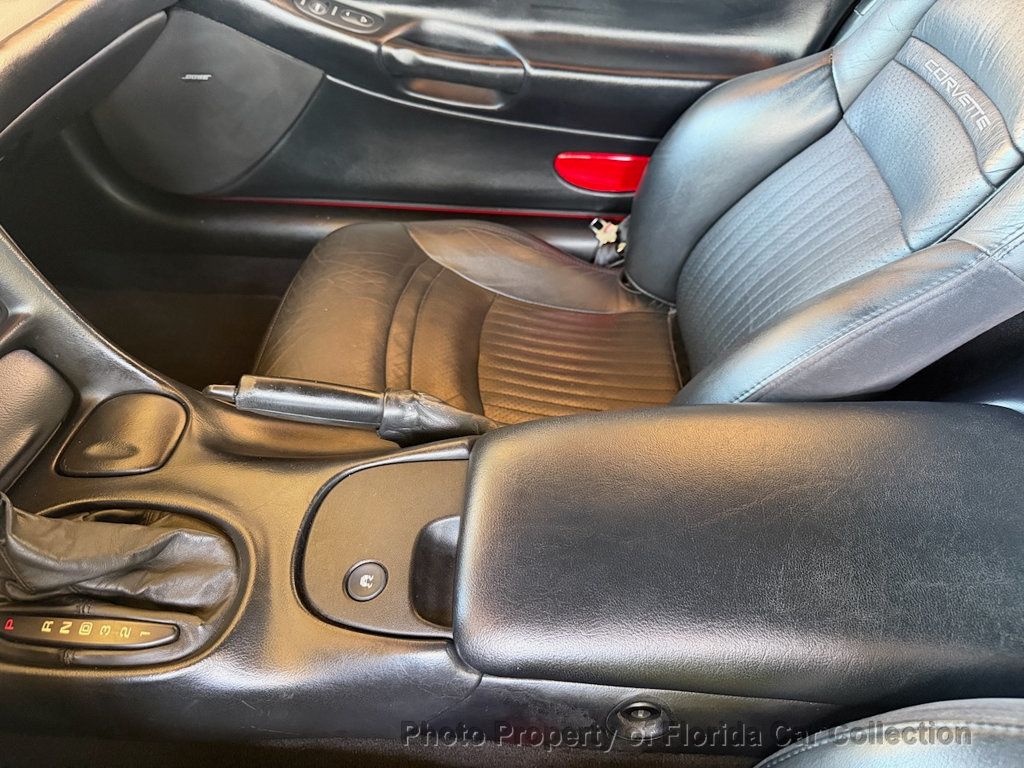 1999 Chevrolet Corvette Coupe Targa Roof - 22995753 - 42