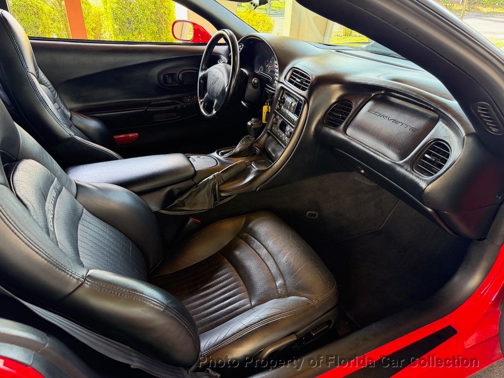 1999 Chevrolet Corvette Coupe Targa Roof - 22995753 - 8