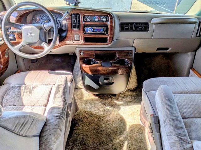 1999 Chevrolet Express Van CLEAN CARFAX, 1500, 135 WB, V8, CONVENIENCE PKG, 8-SPEAKER AUDIO - 22983526 - 4