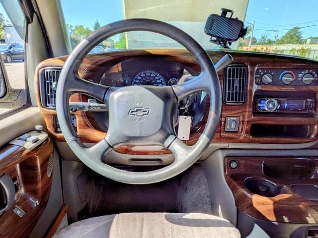 1999 Chevrolet Express Van CLEAN CARFAX, 1500, 135 WB, V8, CONVENIENCE PKG, 8-SPEAKER AUDIO - 22983526 - 6