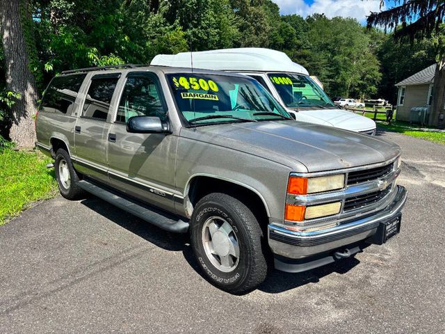 1999 Chevrolet Suburban K1500 4dr 4WD SUV - 22885642 - 0