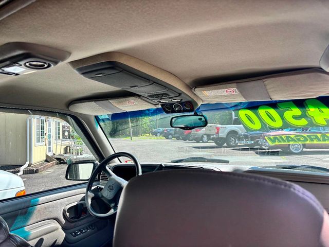 1999 Chevrolet Suburban K1500 4dr 4WD SUV - 22885642 - 11