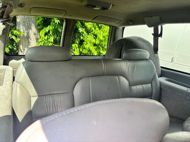 1999 Chevrolet Suburban K1500 4dr 4WD SUV - 22885642 - 8