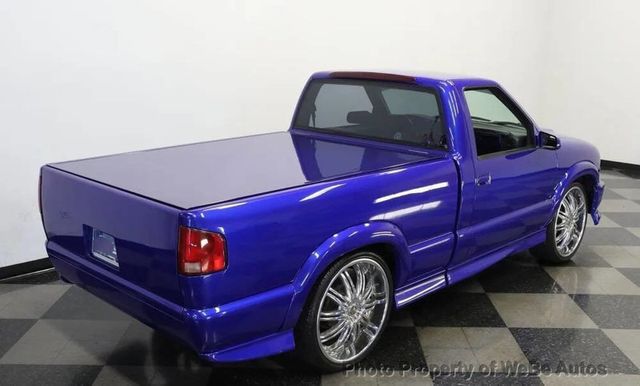 1999 Chevrolet S-10 LS 2dr Standard Cab SB - 23014129 - 12