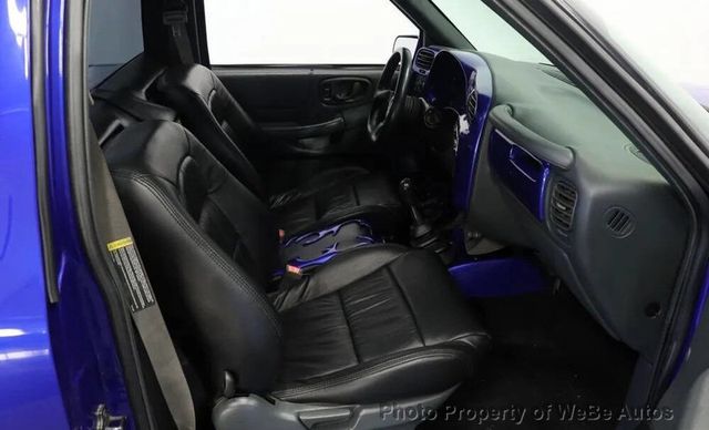 1999 Chevrolet S-10 LS 2dr Standard Cab SB - 23014129 - 19