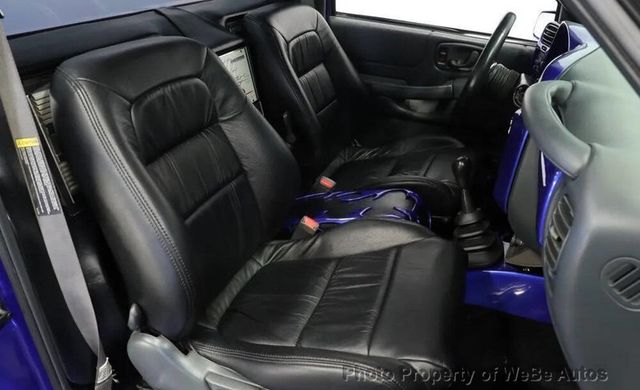 1999 Chevrolet S-10 LS 2dr Standard Cab SB - 23014129 - 21