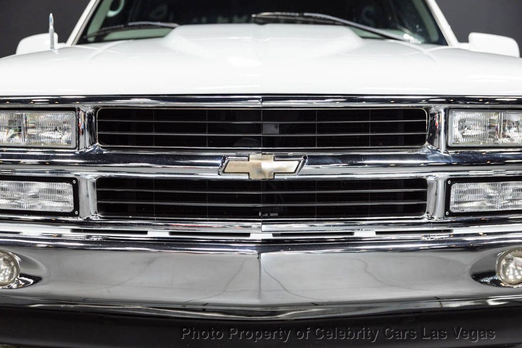 1999 Chevrolet Tahoe Supercharged, restored, barn doors, excellent condition, lowered - 23090623 - 12