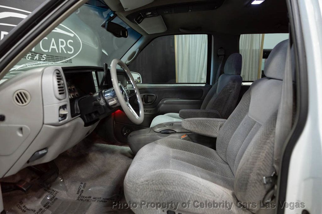 1999 Chevrolet Tahoe Supercharged, restored, barn doors, excellent condition, lowered - 23090623 - 20