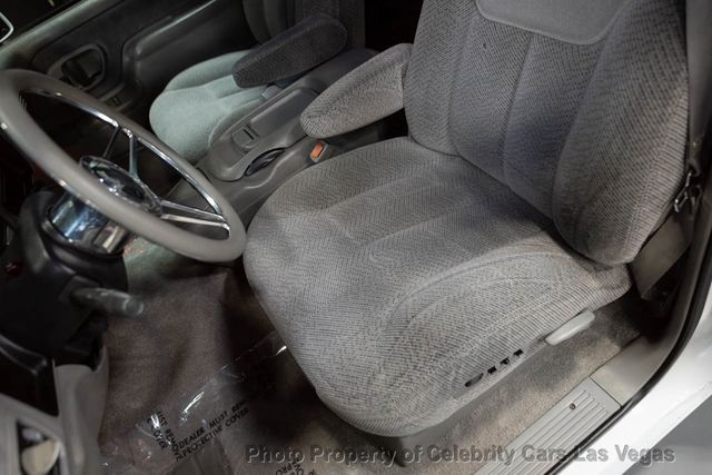 1999 Chevrolet Tahoe Supercharged, restored, barn doors, excellent condition, lowered - 23090623 - 22