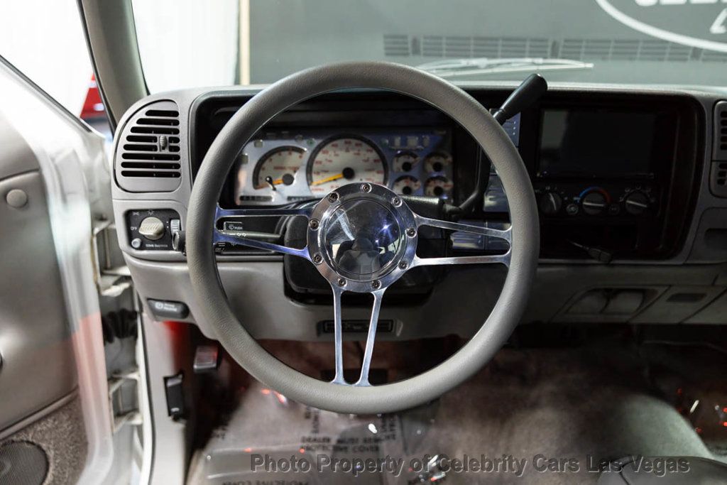 1999 Chevrolet Tahoe Supercharged, restored, barn doors, excellent condition, lowered - 23090623 - 29