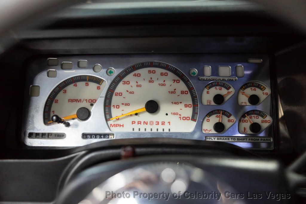 1999 Chevrolet Tahoe Supercharged, restored, barn doors, excellent condition, lowered - 23090623 - 31