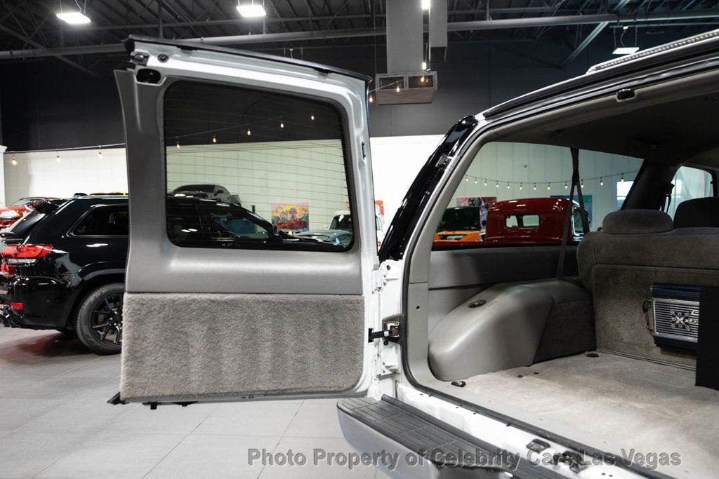 1999 Chevrolet Tahoe Supercharged, restored, barn doors, excellent condition, lowered - 23090623 - 34
