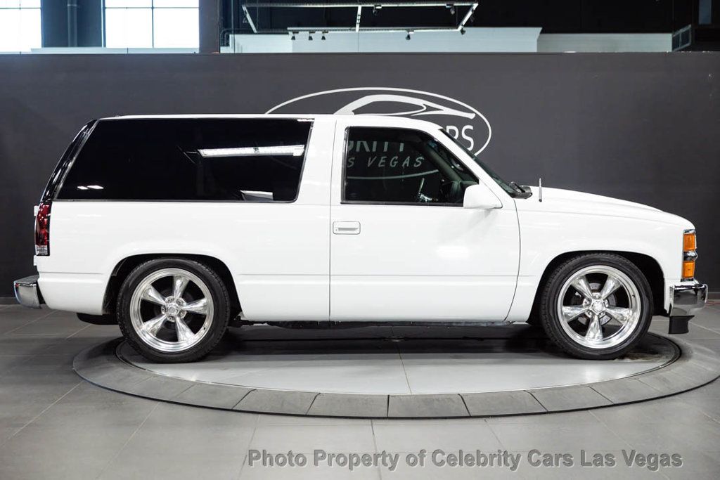1999 Chevrolet Tahoe Supercharged, restored, barn doors, excellent condition, lowered - 23090623 - 6
