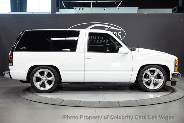 1999 Chevrolet Tahoe Supercharged, restored, barn doors, excellent condition, lowered - 23090623 - 6