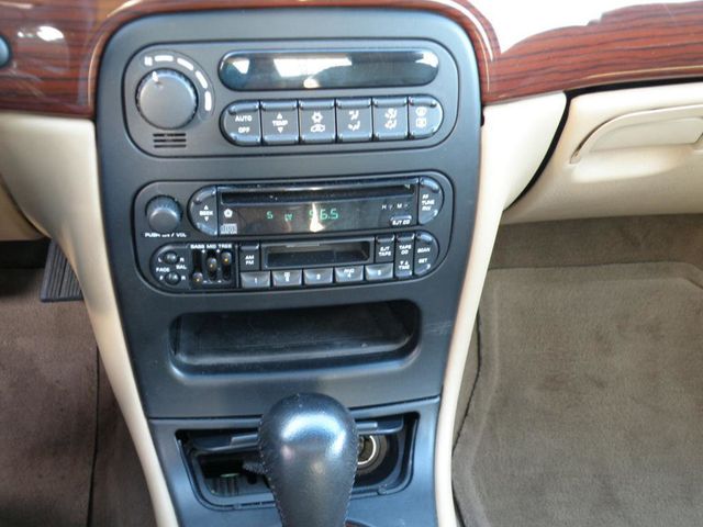 1999 Chrysler LHS 4dr Sedan - 22374491 - 10