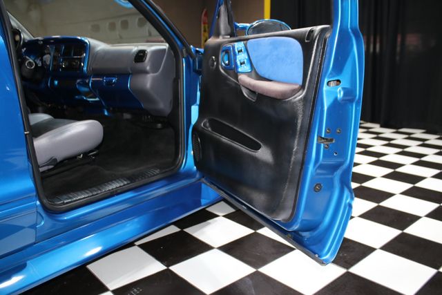 1999 Dodge Durango 4dr - 23003895 - 31