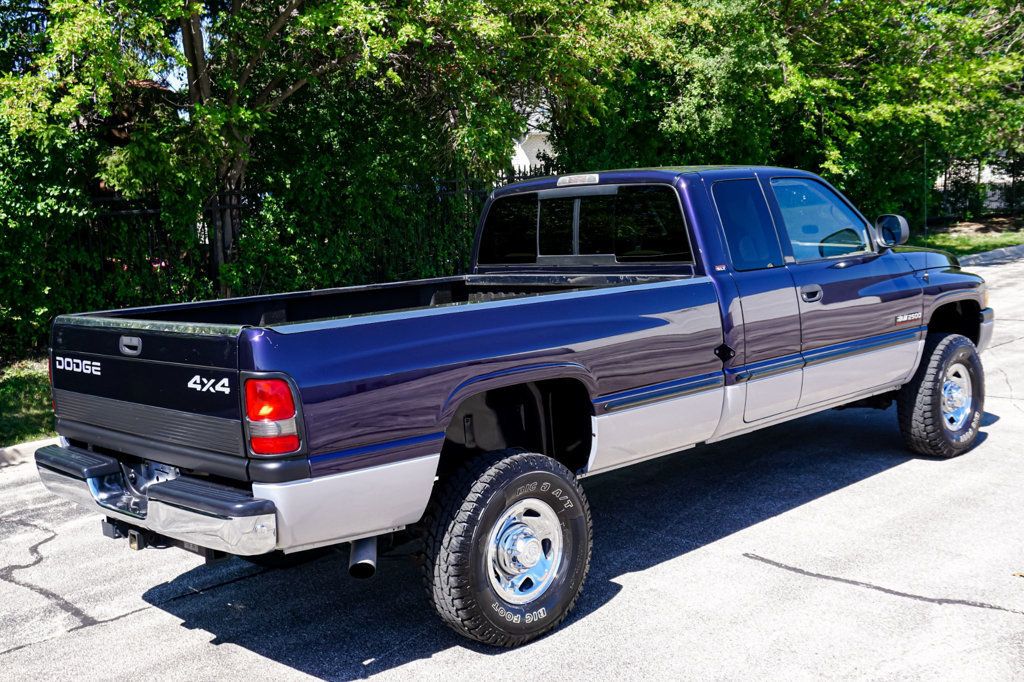 1999 Dodge Ram 2500 *Laramie SLT* *Quad Cab* *4x4* *5.9L Turbo Diesel* 5-Spd Manual* - 23035356 - 24