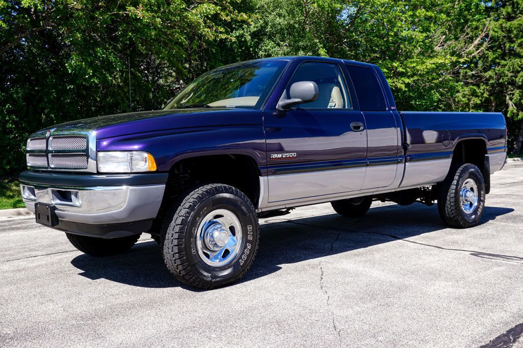 1999 Dodge Ram 2500 *Laramie SLT* *Quad Cab* *4x4* *5.9L Turbo Diesel* 5-Spd Manual* - 23035356 - 4
