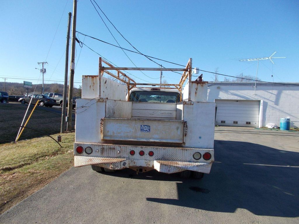 1999 Ford Super Duty F-450 Base Trim - 11828705 - 4