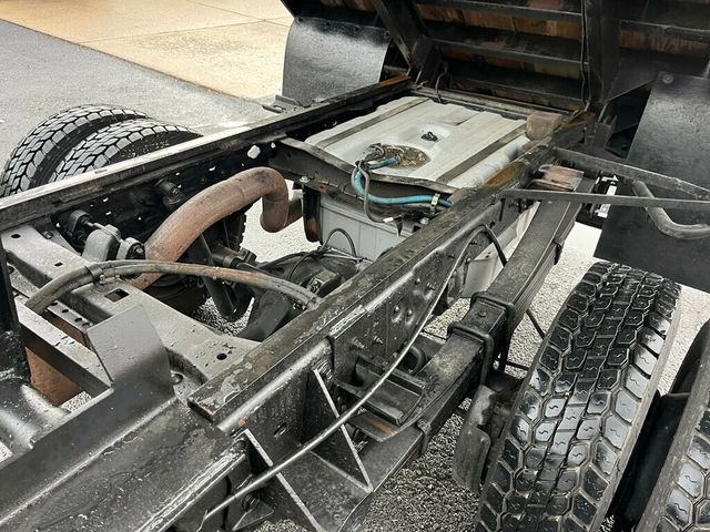 1999 Ford Super Duty F-450 Regular Cab Stake Bed Dump Truck 7.3L Powerstroke Diesel 6-Speed - 23020878 - 67