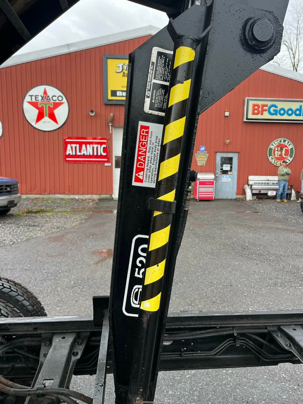 1999 Ford Super Duty F-450 Stake Bed Dump Truck 7.3L Powerstroke Diesel 6-Speed - 23020878 - 13