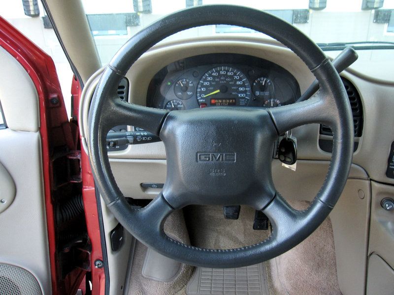 1999 Gmc Safari Passenger photo 21