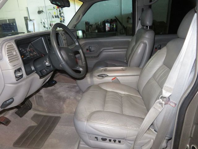 1999 GMC Suburban SUBUBAN 4X4 2500 CLEAN VERY LOW MILES 454 MOTOR WOW FACTOR - 22806209 - 16
