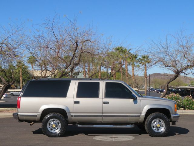 1999 GMC Suburban SUBUBAN 4X4 2500 CLEAN VERY LOW MILES 454 MOTOR WOW FACTOR - 22806209 - 2