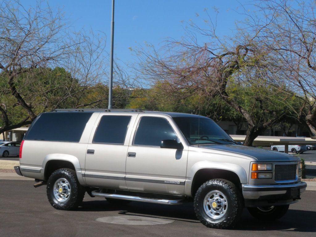 1999 GMC Suburban SUBUBAN 4X4 2500 CLEAN VERY LOW MILES 454 MOTOR WOW FACTOR - 22806209 - 3
