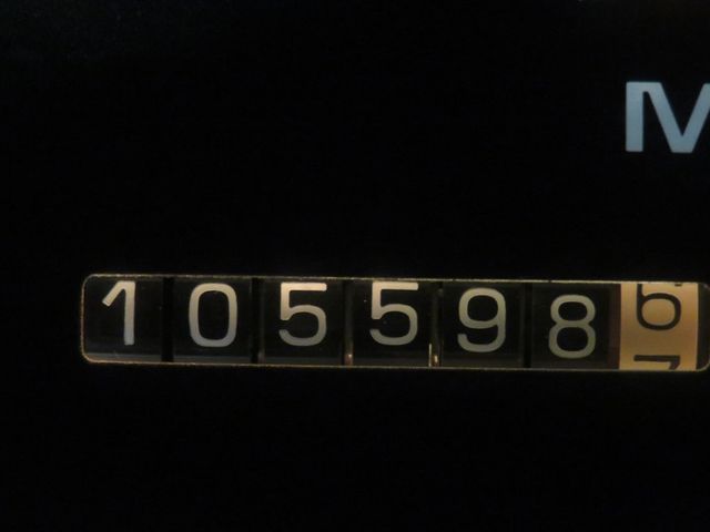 1999 GMC Suburban SUBUBAN 4X4 2500 CLEAN VERY LOW MILES 454 MOTOR WOW FACTOR - 22806209 - 43