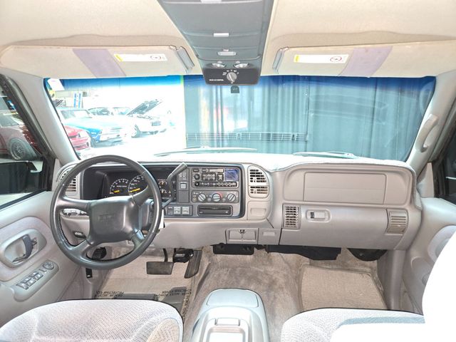 1999 GMC Yukon SLE - 1 OWNER - ZERO RUST - CLEAN CARFAX - 23094466 - 9