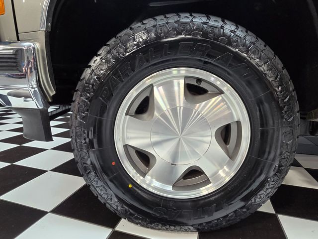 1999 GMC Yukon SLE - 1 OWNER - ZERO RUST - CLEAN CARFAX - 23094466 - 10