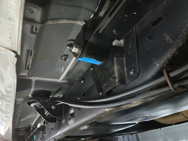 1999 GMC Yukon SLE - 1 OWNER - ZERO RUST - CLEAN CARFAX - 23094466 - 12