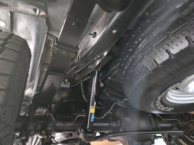 1999 GMC Yukon SLE - 1 OWNER - ZERO RUST - CLEAN CARFAX - 23094466 - 14