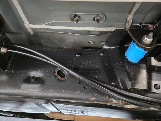 1999 GMC Yukon SLE - 1 OWNER - ZERO RUST - CLEAN CARFAX - 23094466 - 39