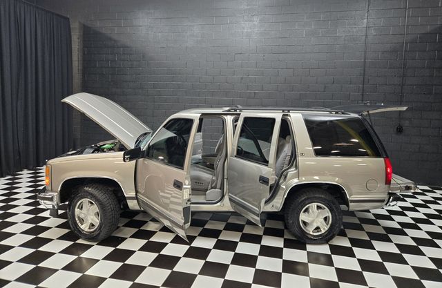 1999 GMC Yukon SLE - 1 OWNER - ZERO RUST - CLEAN CARFAX - 23094466 - 4