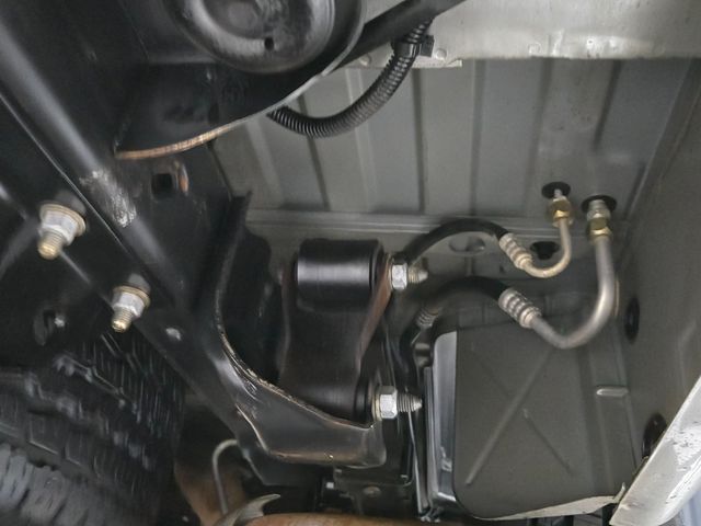 1999 GMC Yukon SLE - 1 OWNER - ZERO RUST - CLEAN CARFAX - 23094466 - 61