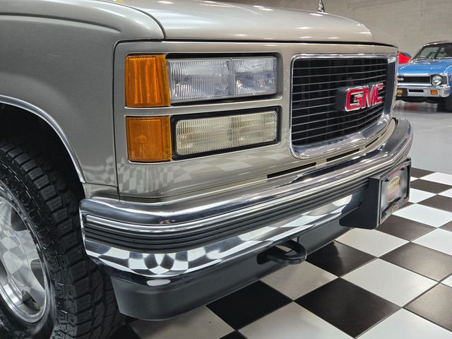1999 GMC Yukon SLE - 1 OWNER - ZERO RUST - CLEAN CARFAX - 23094466 - 90