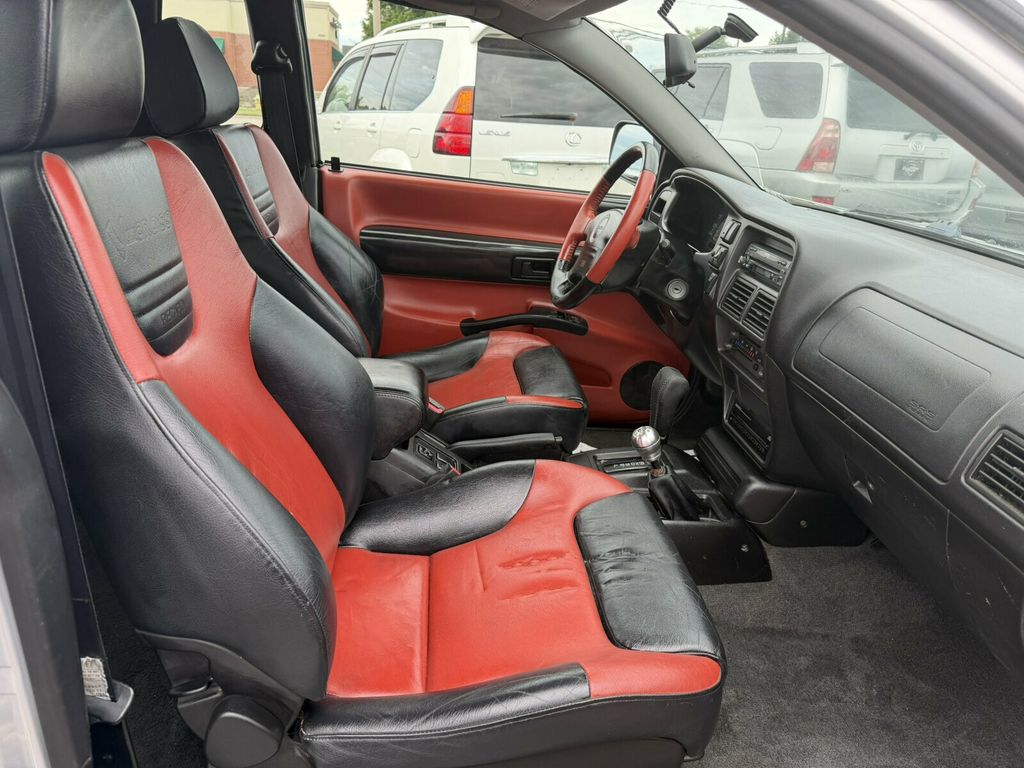 1999 Isuzu VehiCROSS 2dr 4WD - 23086205 - 12