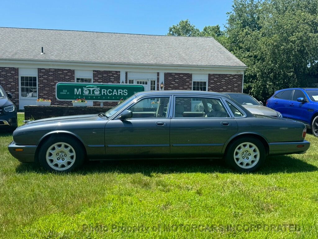 1999 Jaguar XJ Series