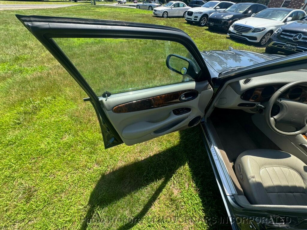 1999 Jaguar XJ ONLY 44K MILES! WOW! WHAT A FIND!!  - 22897110 - 7