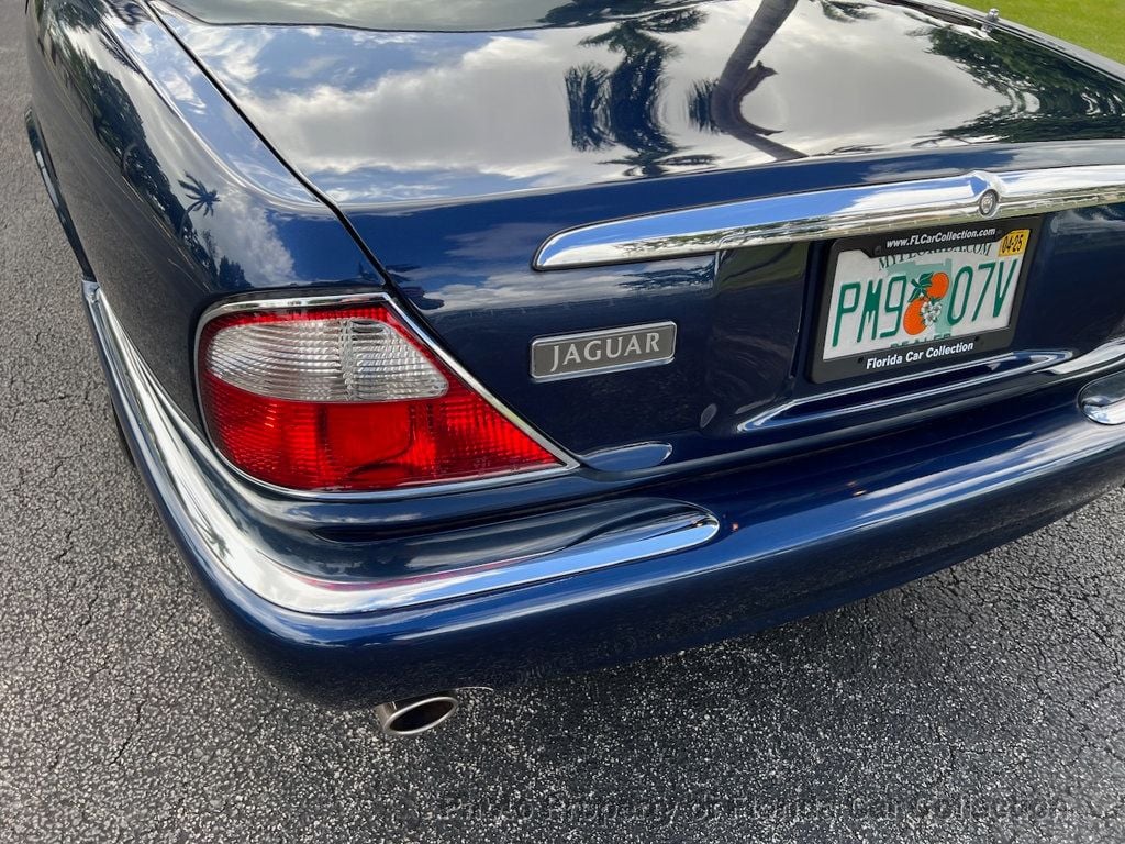 1999 Jaguar XJ XJ8L Long Wheelbase Sedan - 22641156 - 28