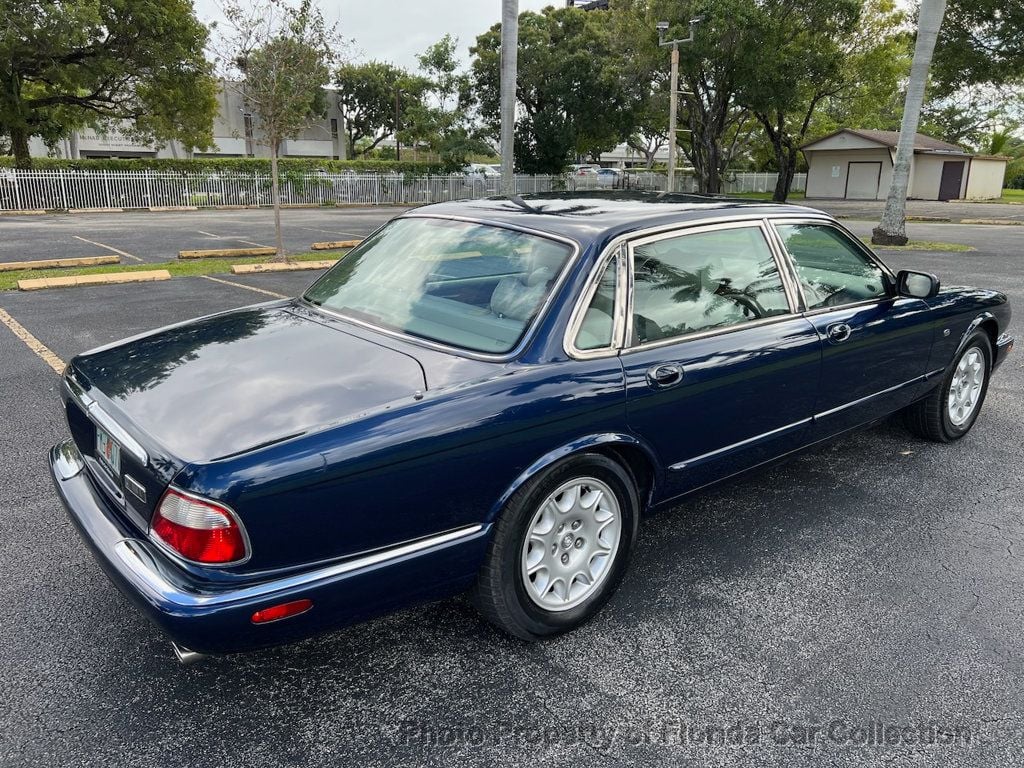 1999 Jaguar XJ XJ8L Long Wheelbase Sedan - 22641156 - 3